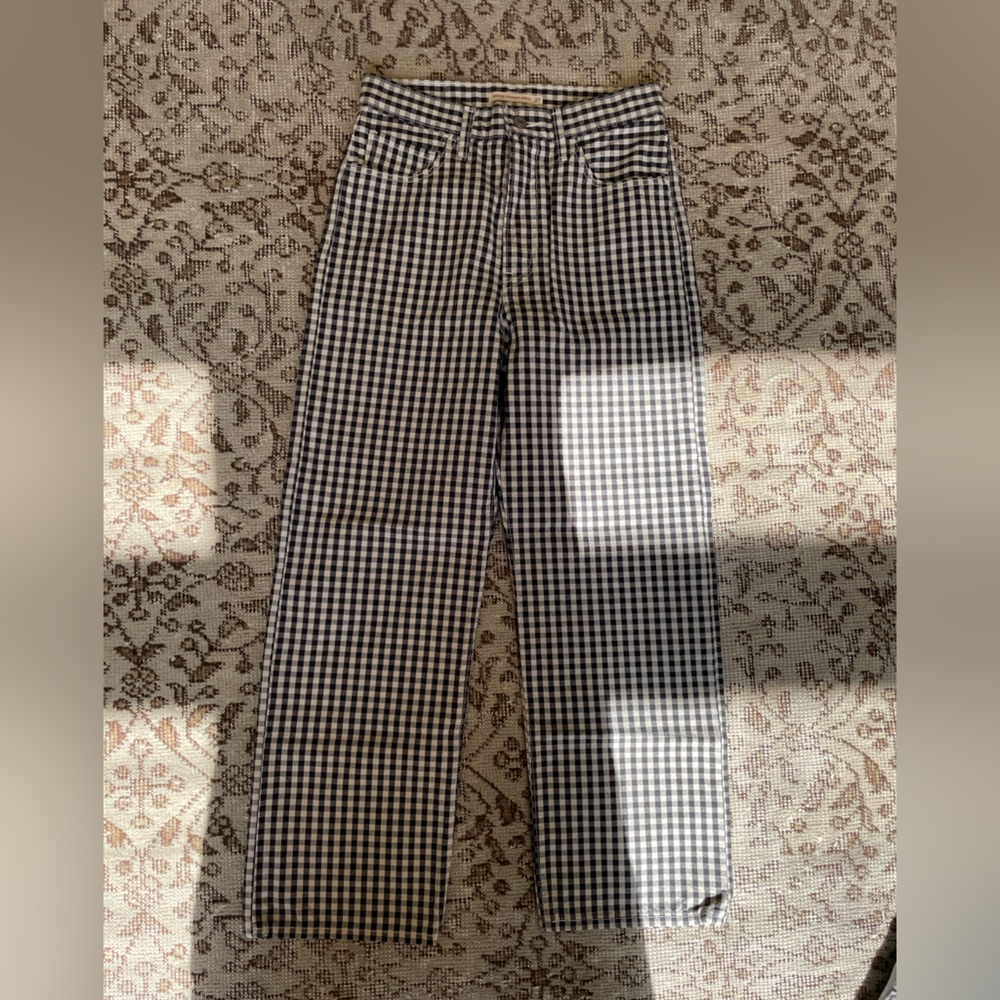 Levi’s gingham ribcage straight leg 27
